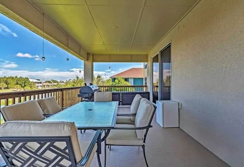 Bright Bayfront Home < 2 Mi To Hernando Beach!