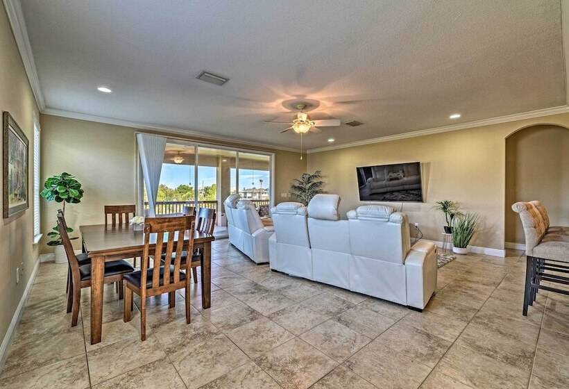 Bright Bayfront Home < 2 Mi To Hernando Beach!
