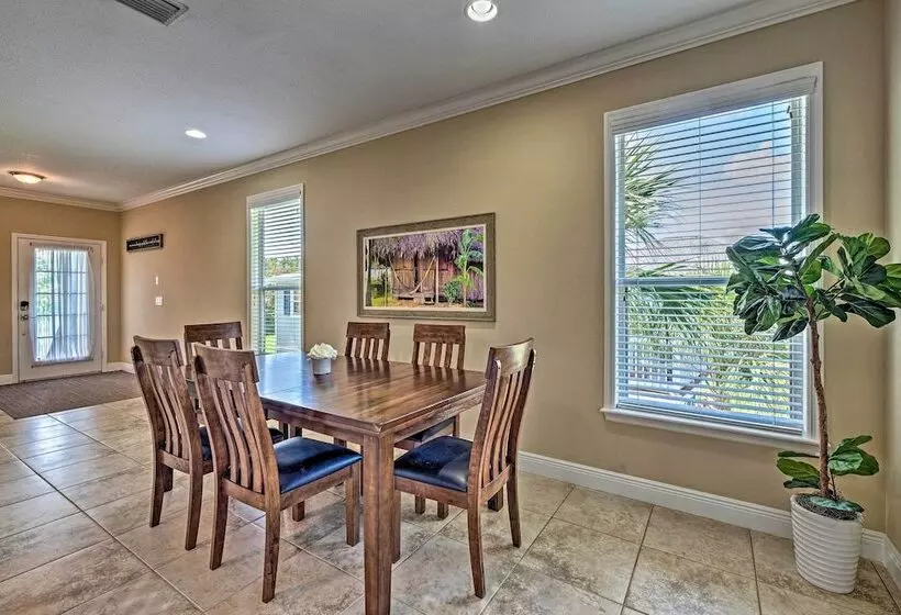 Bright Bayfront Home < 2 Mi To Hernando Beach!