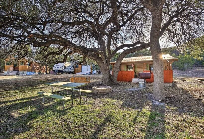 Cabana Luna  Cabin W/ Deck, Swing & Fire Pit!