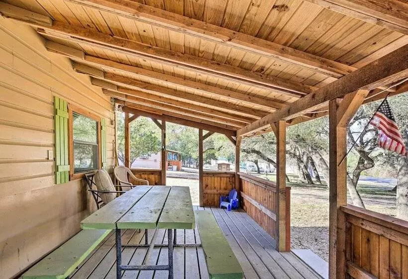 Cabana Luna  Cabin W/ Deck, Swing & Fire Pit!