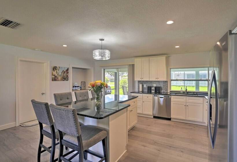 Cape Coral Home W/ Spacious Patio & Private Pool!