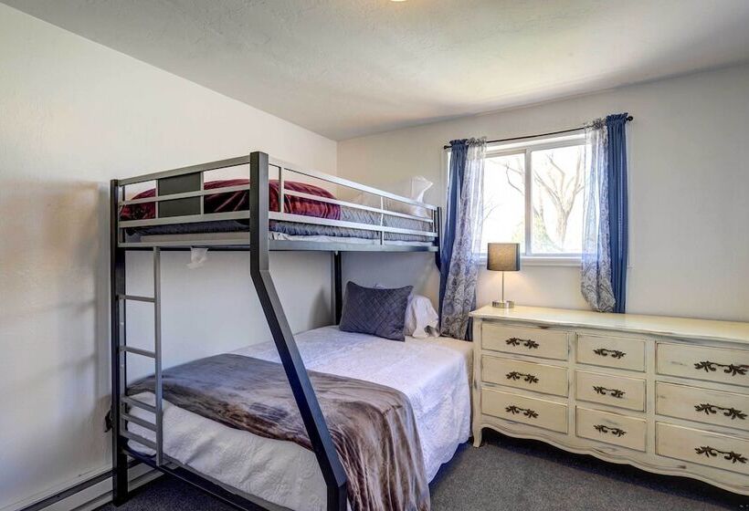 Charming Montrose Family Home: Block To Downtown!