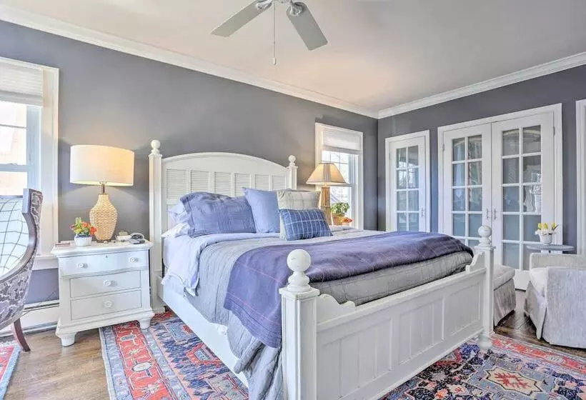 Classic Teaneck Colonial Home With A Modern Touch