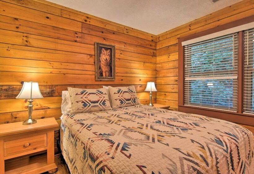 Clyde Cabin: Surrounded By Smoky Mtns