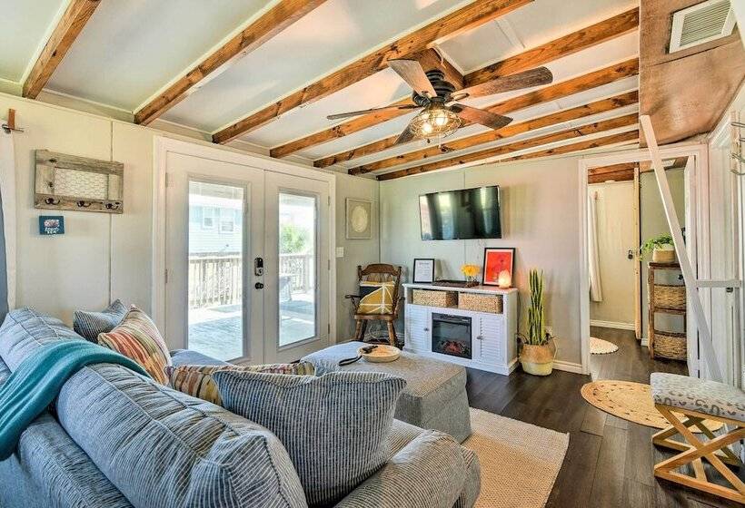 Pet Friendly Surfside Beach Gem   Walk To Beach