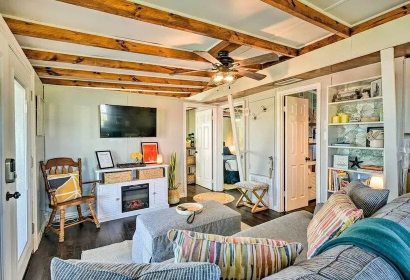 Pet Friendly Surfside Beach Gem   Walk To Beach