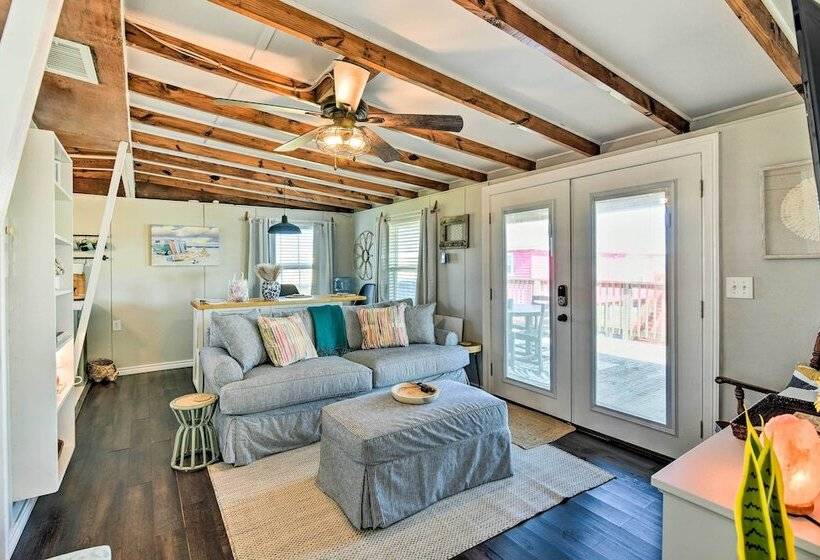 Pet Friendly Surfside Beach Gem   Walk To Beach