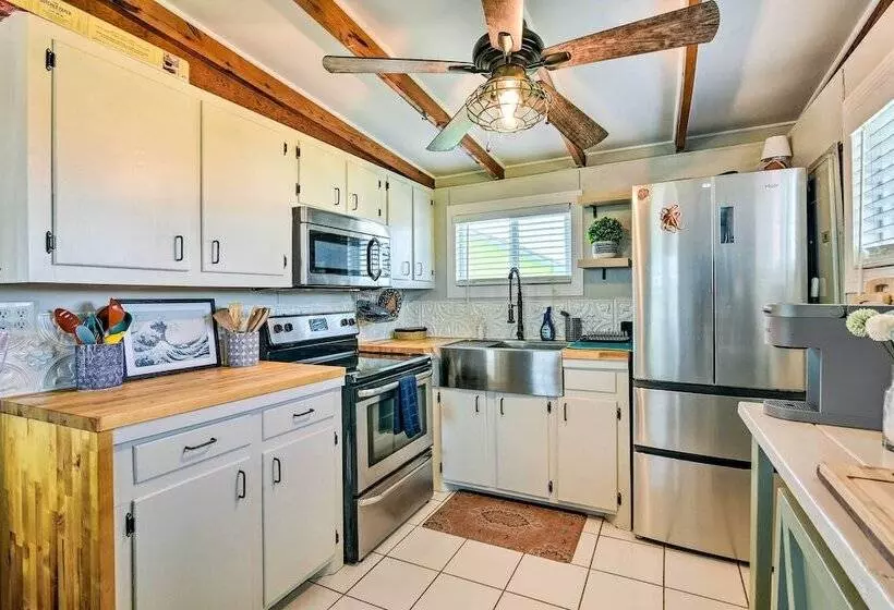 Pet Friendly Surfside Beach Gem   Walk To Beach