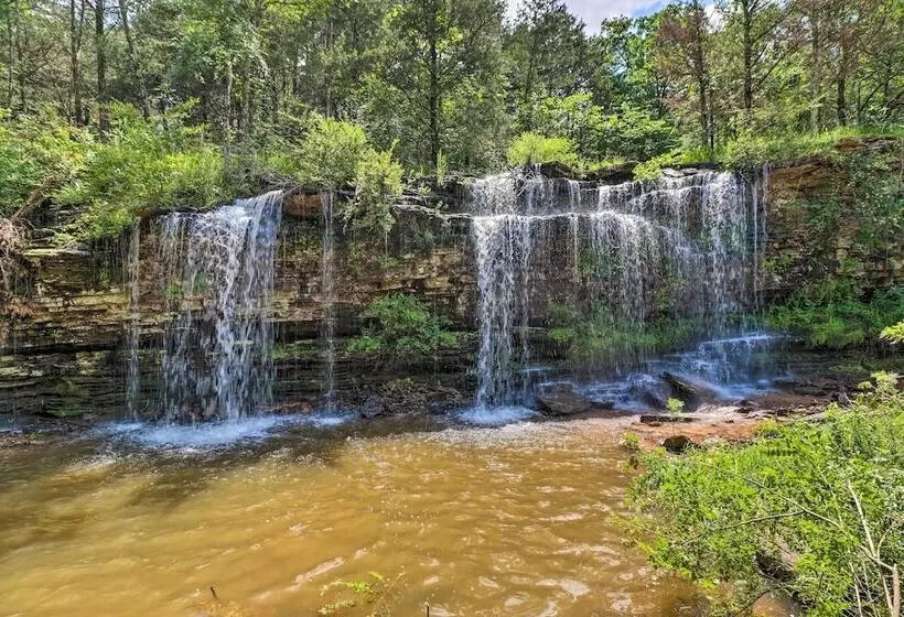 Cozy Cottage < 1 Mile From Kindred Barn!
