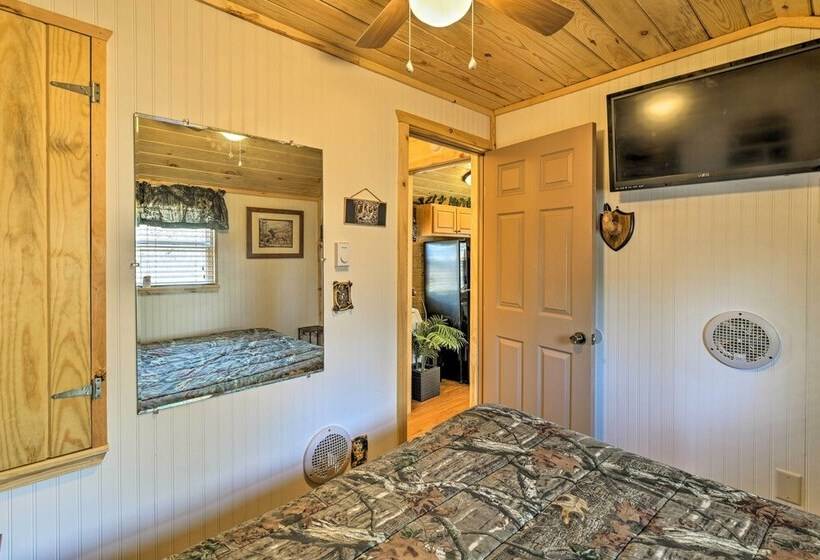 Cozy Cumberland Cabin In The Allegheny Mountains!