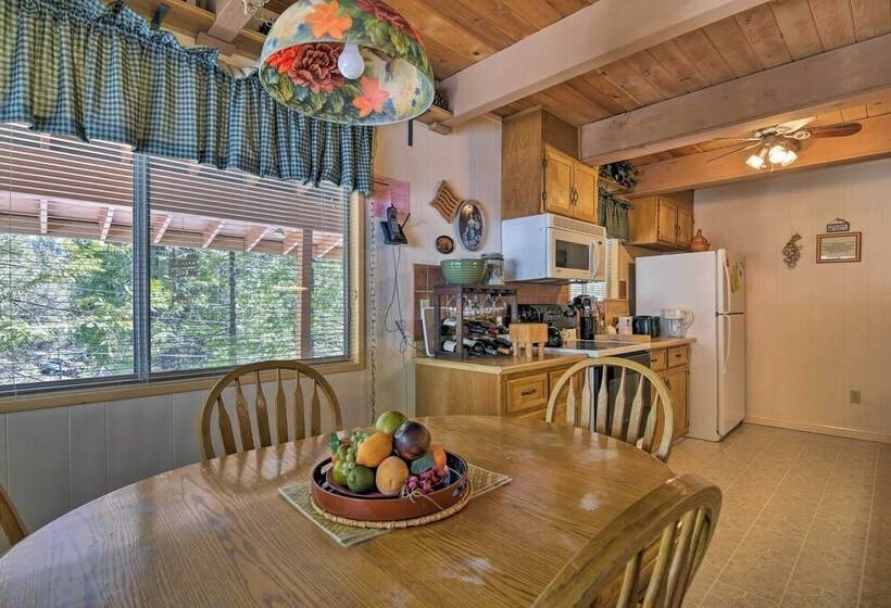 Cozy Mi Wuk Village Cabin W/ Porch Near Stanislaus