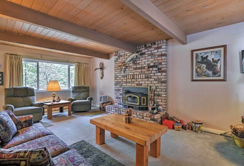 Cozy Mi Wuk Village Cabin W/ Porch Near Stanislaus