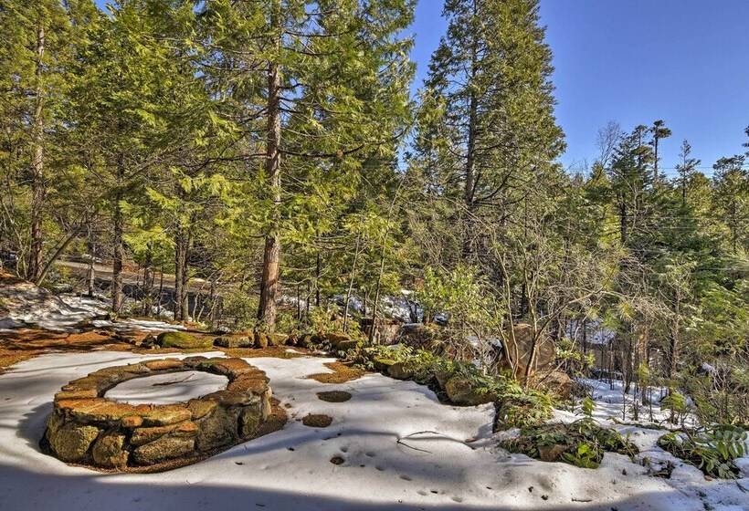 Cozy Mi Wuk Village Cabin W/ Porch Near Stanislaus