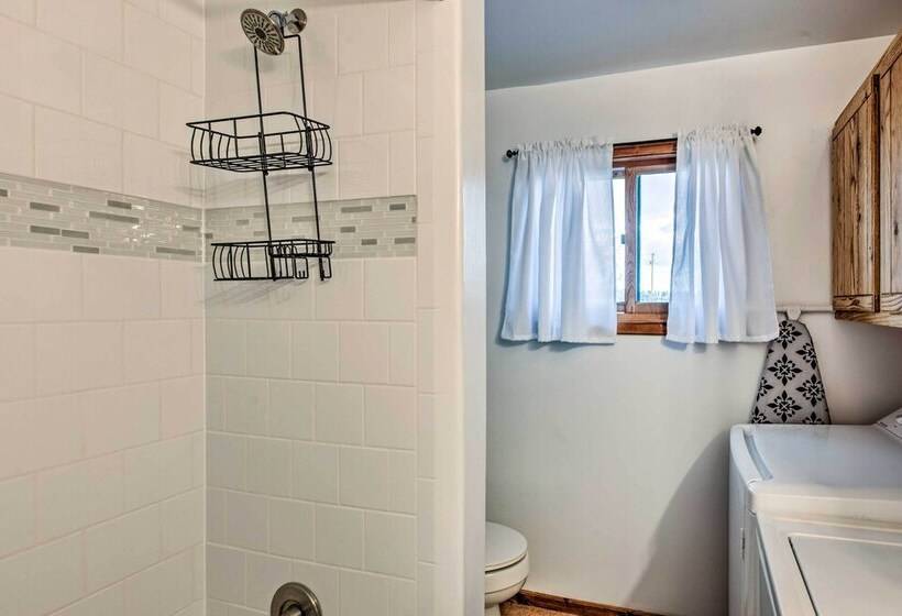 El Prado Duplex W/ Deck + Grill   4 Mi To Town!