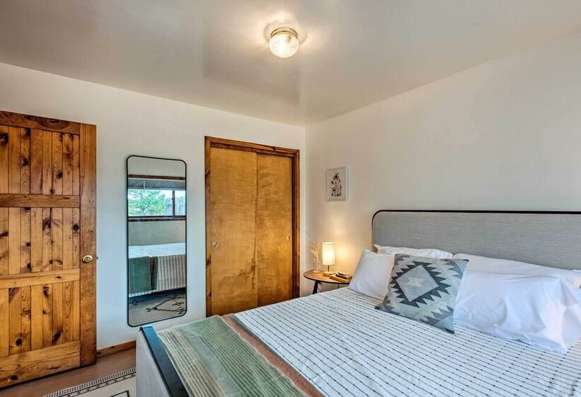 El Prado Duplex W/ Deck + Grill   4 Mi To Town!