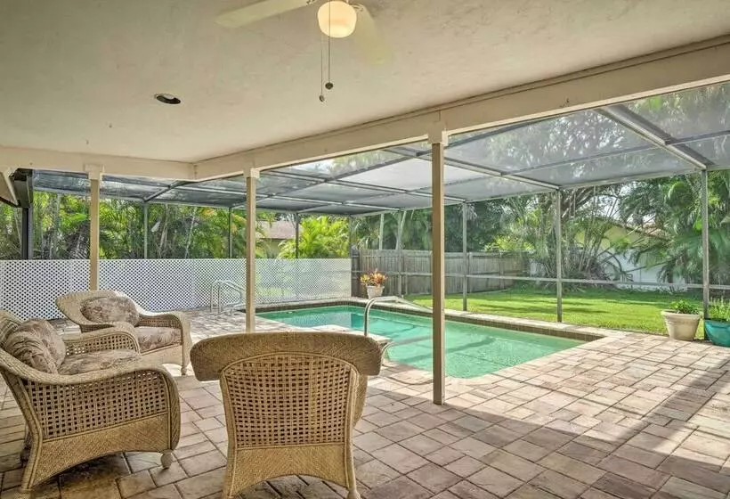 Fort Myers Home, Lanai & Private, Heated Pool