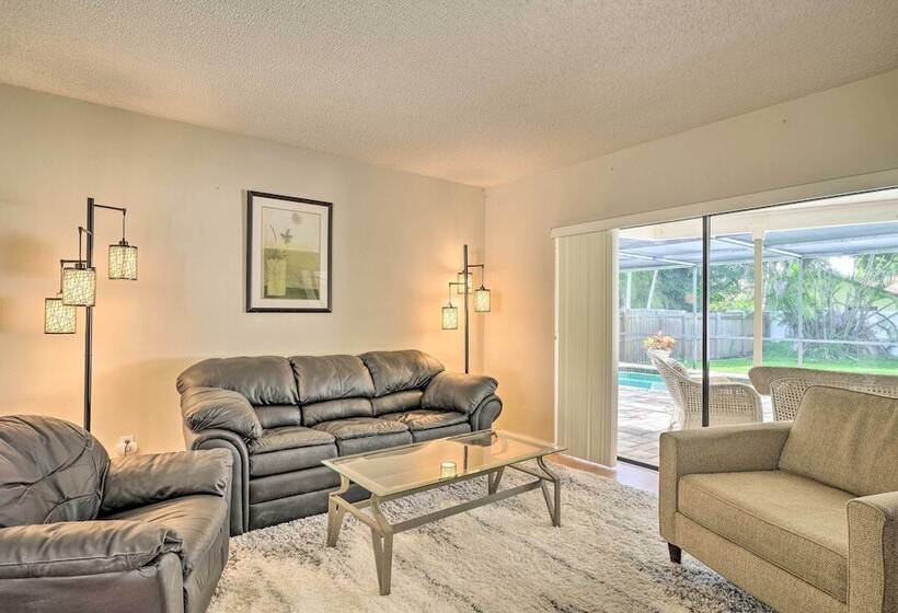 Fort Myers Home, Lanai & Private, Heated Pool