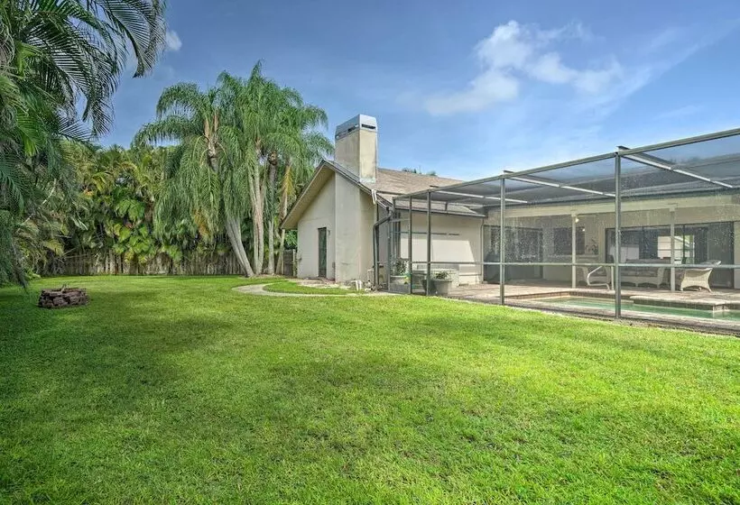 Fort Myers Home, Lanai & Private, Heated Pool