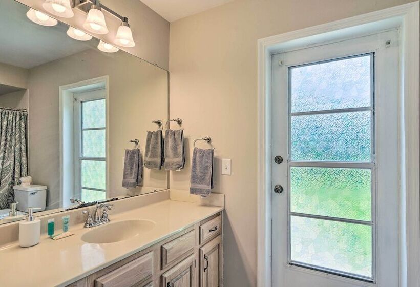 Fort Myers Home, Lanai & Private, Heated Pool