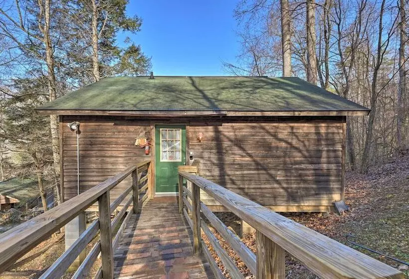 Gone Hiking  Bryson City Cabin W/ Hot Tub & Grill