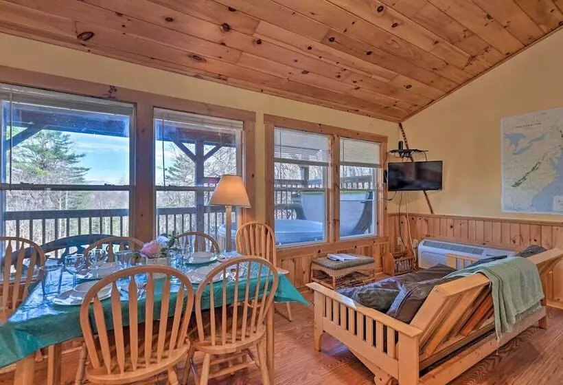 Gone Hiking  Bryson City Cabin W/ Hot Tub & Grill