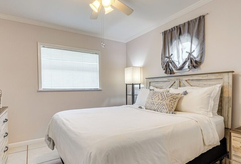 Stuart Oasis W/ Pool & Game Room ~ 7 Mi To Beach!