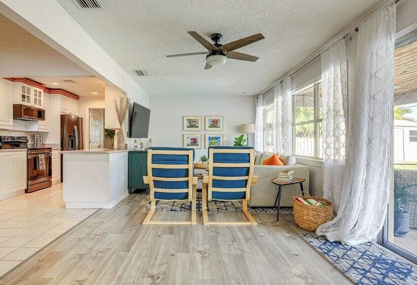 Stuart Oasis W/ Pool & Game Room ~ 7 Mi To Beach!