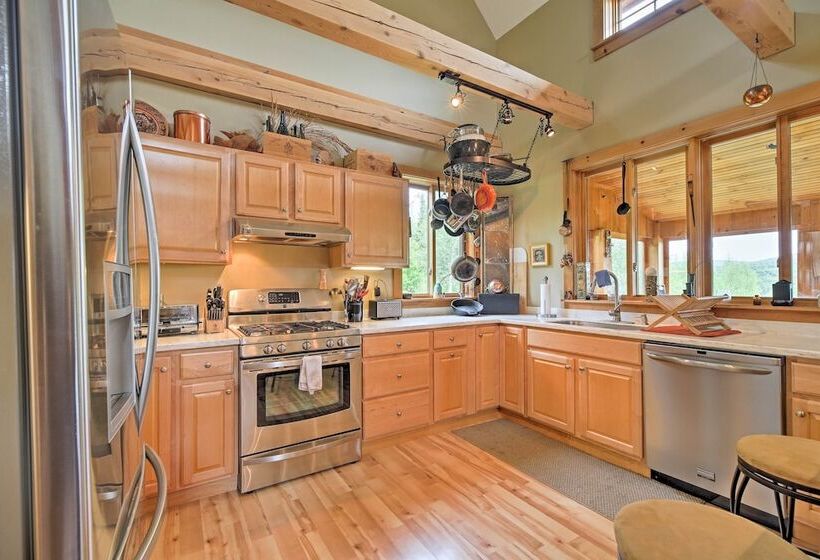 Greensboro Home W/ Porch & Countryside Views!