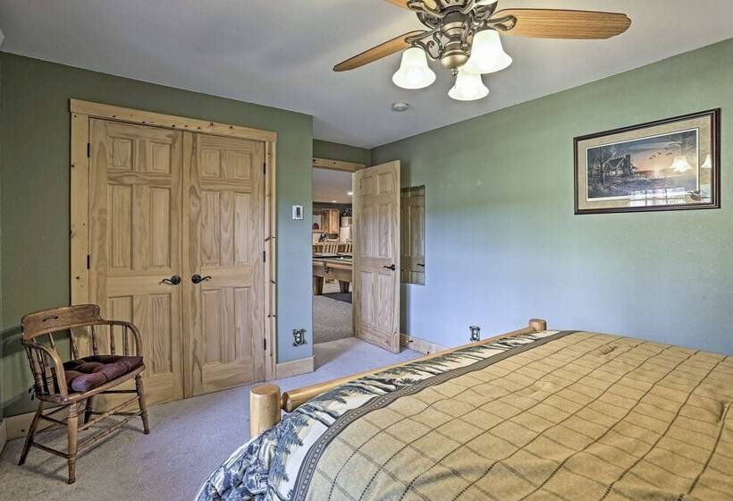 Black Hills Cabin: Hot Tub, Fishing Pond & Deck