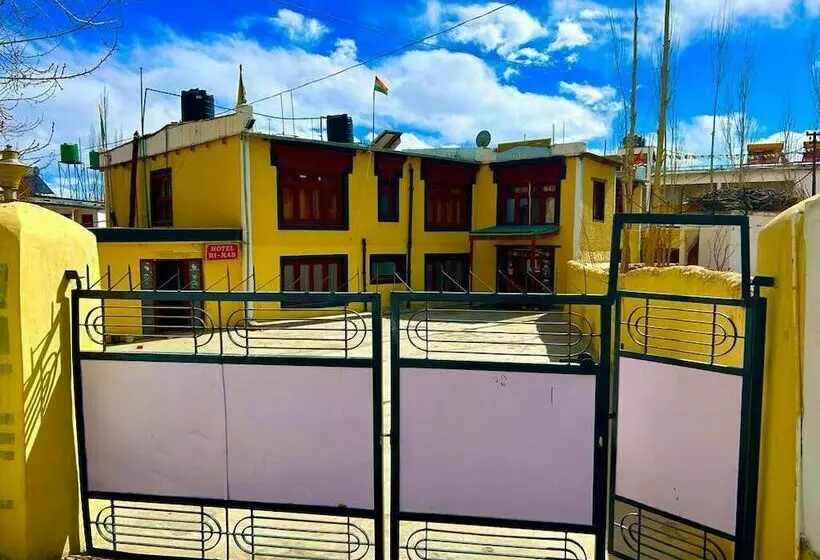 Hotel Ri Rab