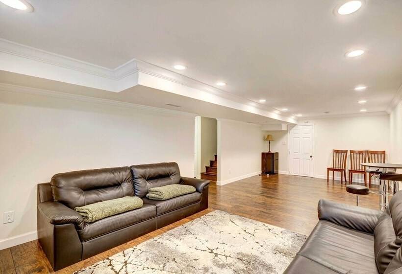 Louisville Area Home: Deck, Fire Pit, Creek!