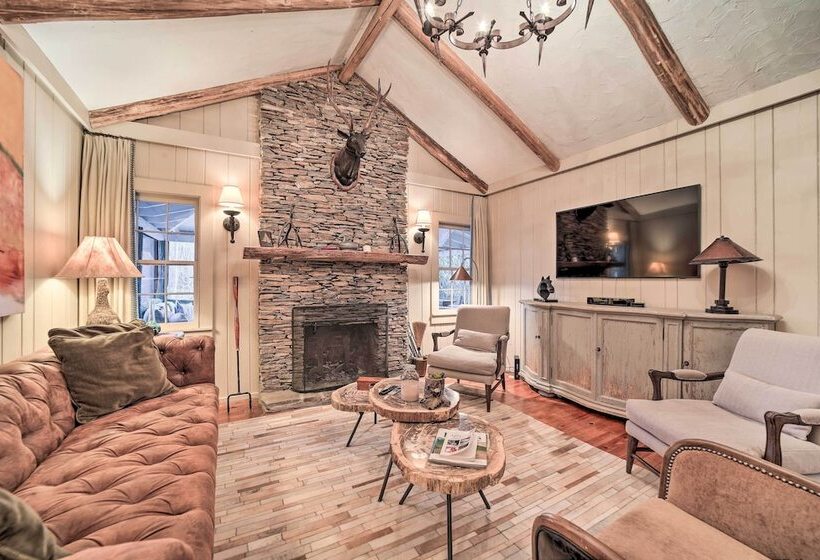 Mirror Lake Cabin ~ 1 Mi To Dtwn Highlands!