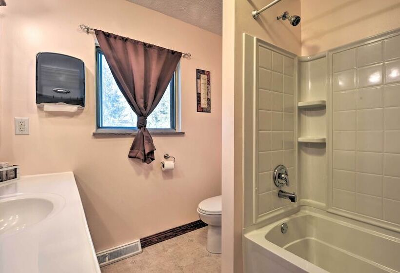 Mountaineer Retreat 5 Mi To Wv University!