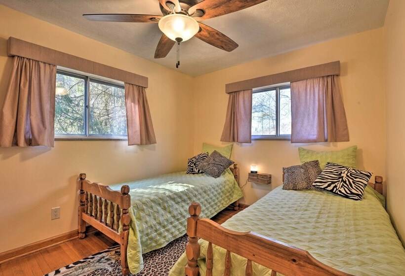 Mountaineer Retreat 5 Mi To Wv University!