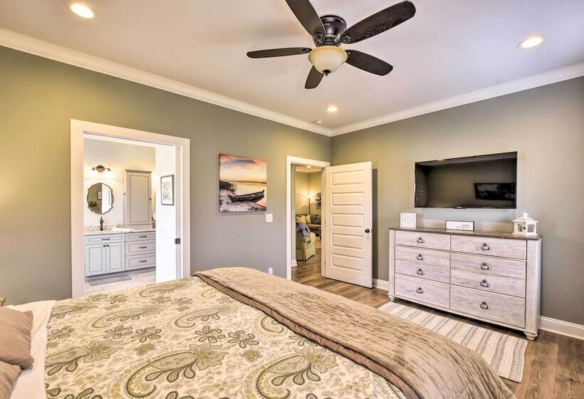 Newly Built Arab Abode Near Guntersville Lake