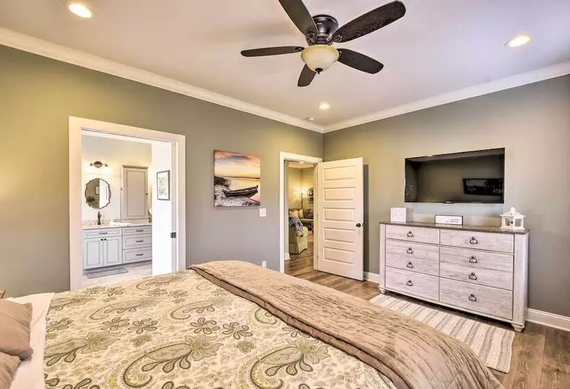 Newly Built Arab Abode Near Guntersville Lake