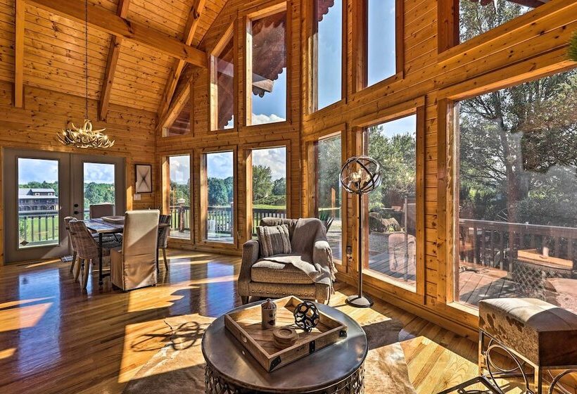 Piney Creek Mountain View Cabin W/ Wraparound Deck