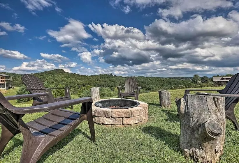 Piney Creek Mountain View Cabin W/ Wraparound Deck