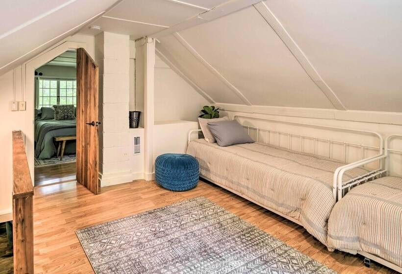 Private Riverfront Escape W/ Fire Pit & Grill