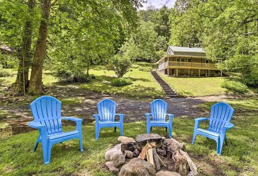 Private Riverfront Escape W/ Fire Pit & Grill