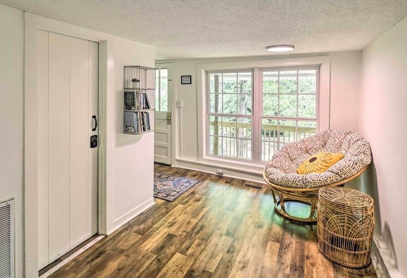 Private Riverfront Escape W/ Fire Pit & Grill