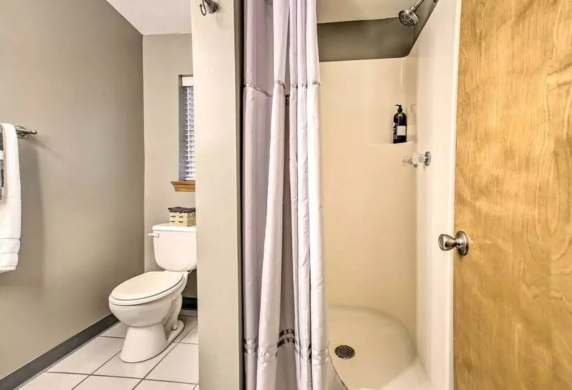 Red River Gorge Cabin W/ Private Hot Tub!