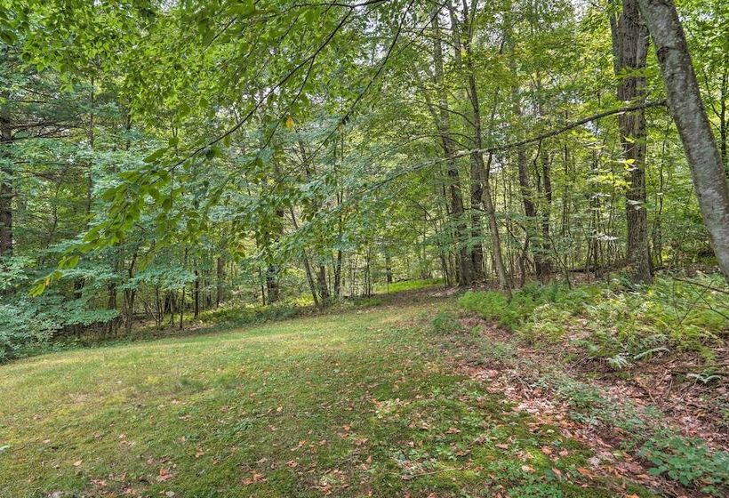 Rustic Unadilla Cottage On 15 Acres W/ Pond!