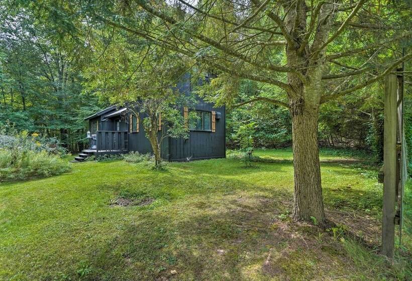 Rustic Unadilla Cottage On 15 Acres W/ Pond!