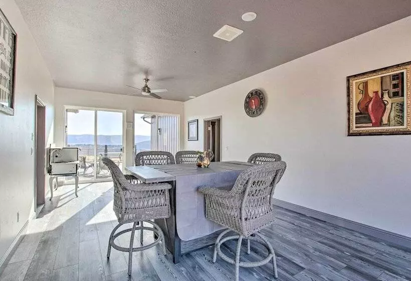 Spacious Home W/ Mtn Views: 2 Mi To Bear Lake!