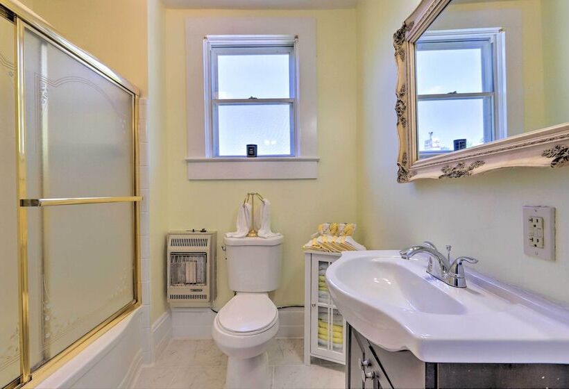 Spacious Lanett Haven W/ Sunroom + Large Deck