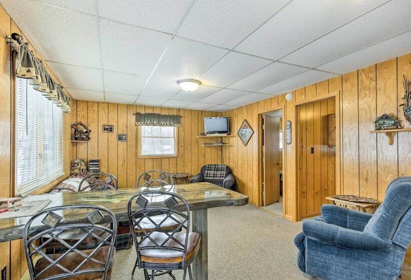 Tranquil Marenisco Cabin On Lake Gogebic!