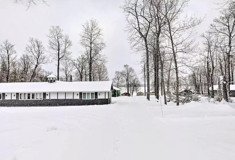 Tranquil Marenisco Cabin On Lake Gogebic!