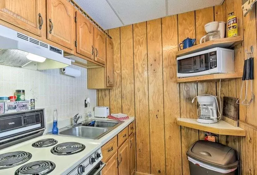 Tranquil Marenisco Cabin On Lake Gogebic!